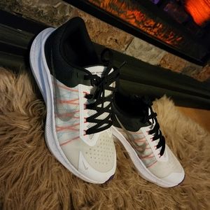 Nike Zoom Winflo 8 Women's